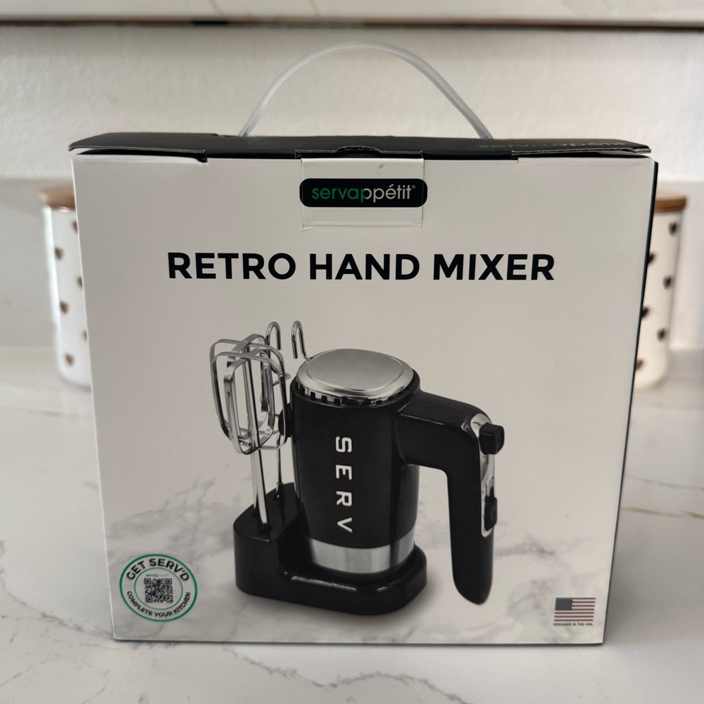 Servapetít Black Retro Hand Mixer✨